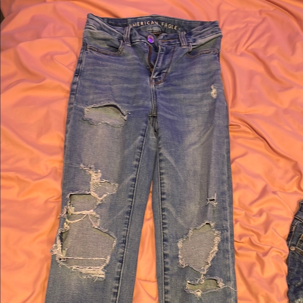 American Eagle Outfitters Women's Distressed Blue Jeans